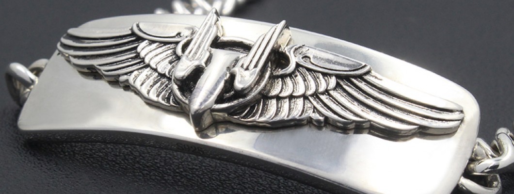 4 Types of Bracelets for Men 4 Types of Bracelets for Men