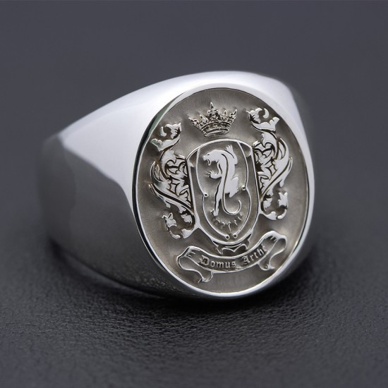 Personalized Family Crest Coat of Arms Badge Wax Seal Signet Sterling Silver 18kt Gold Engraved Ring Personalized Family Crest Coat of Arms Badge Wax Seal Signet Sterling Silver 18kt Gold Engraved Ring