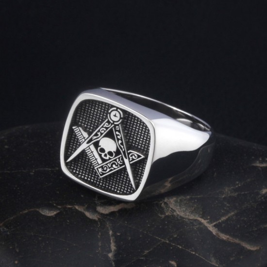 Mason Widow`s Son Skull and Bones Freemason Masonic Sterling Silver Ring Mason Widow`s Son Skull and Bones Freemason Masonic Sterling Silver Ring