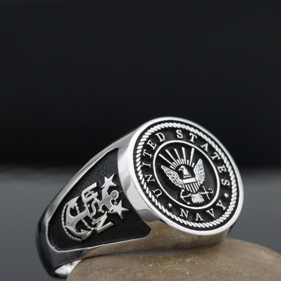 Vintage US Navy Military Veterans Eagle Anchor 925 Sterling Silver Ring Vintage US Navy Military Veterans Eagle Anchor 925 Sterling Silver Ring